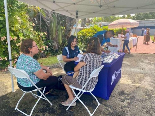 Familias recibieron orientación en vivienda, educación financiera, recursos de salud y manejo ambiental.